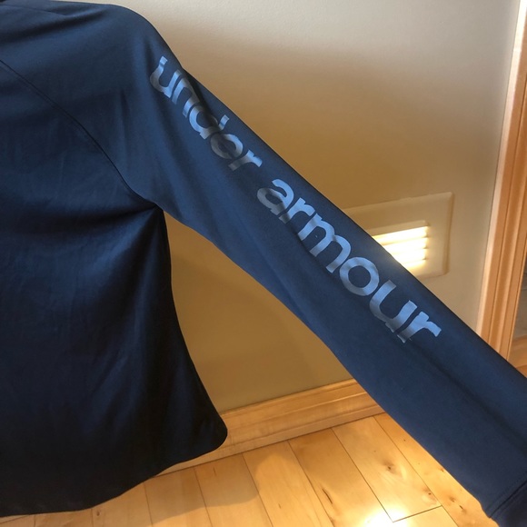 under armour quarter zip - Picture 3 of 4